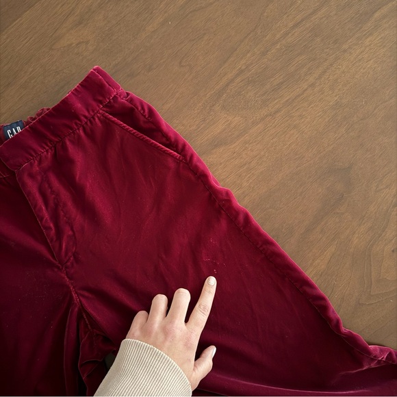 GAP Recycled High Rise Velvet Pant (Petite) - Picture 7 of 14